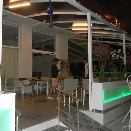 Aparthotel La Mosae 3*