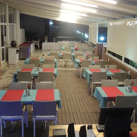 Apart-hotel La Mosae 3*