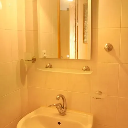La Mosae Lägenhetshotell