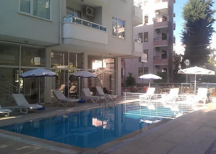 La Mosae Lägenhetshotell 3*