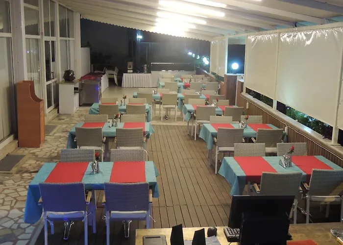 Lägenhetshotell La Mosae 3*